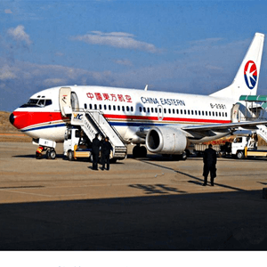 首都航空货运航空快运业稳步发展的原因是什么？
